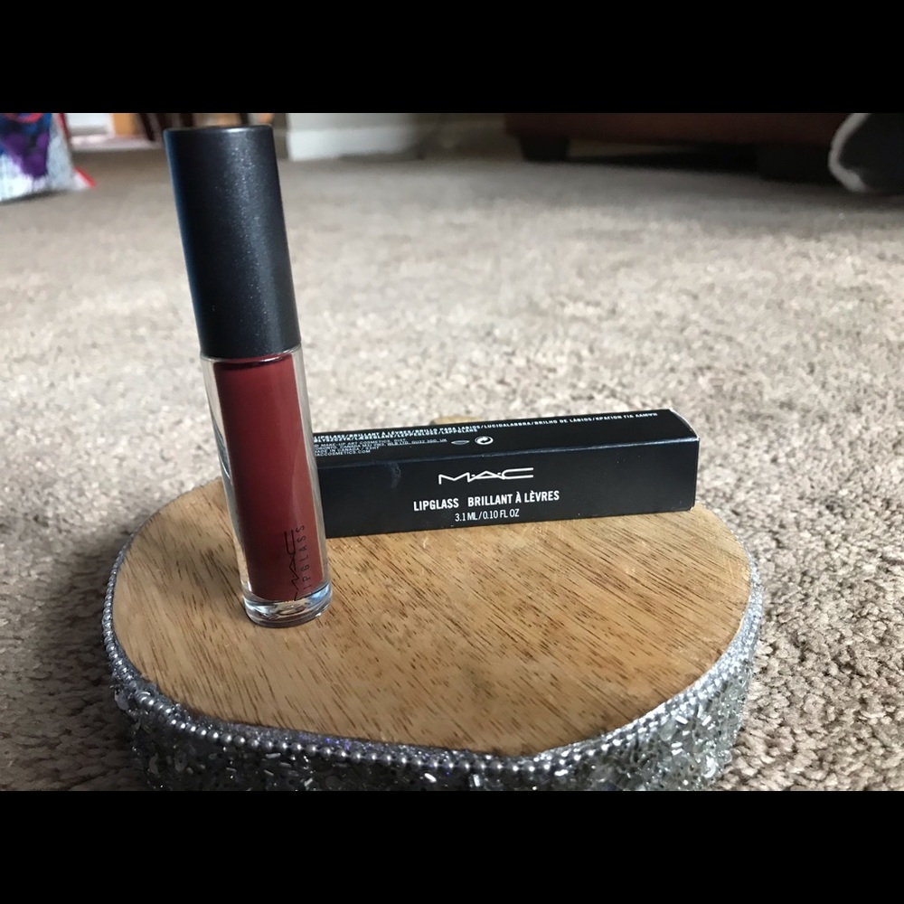 MAC Lipglass Gloss “brand new “